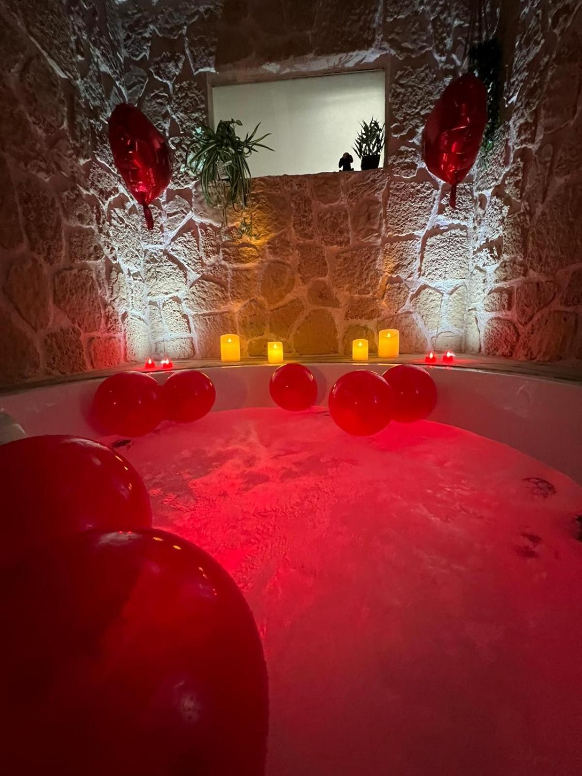 Les Spas De La Mer, Suite & Spa, Love Room, Plein Coeur Du Grau Le Grau-du-Roi Luaran gambar